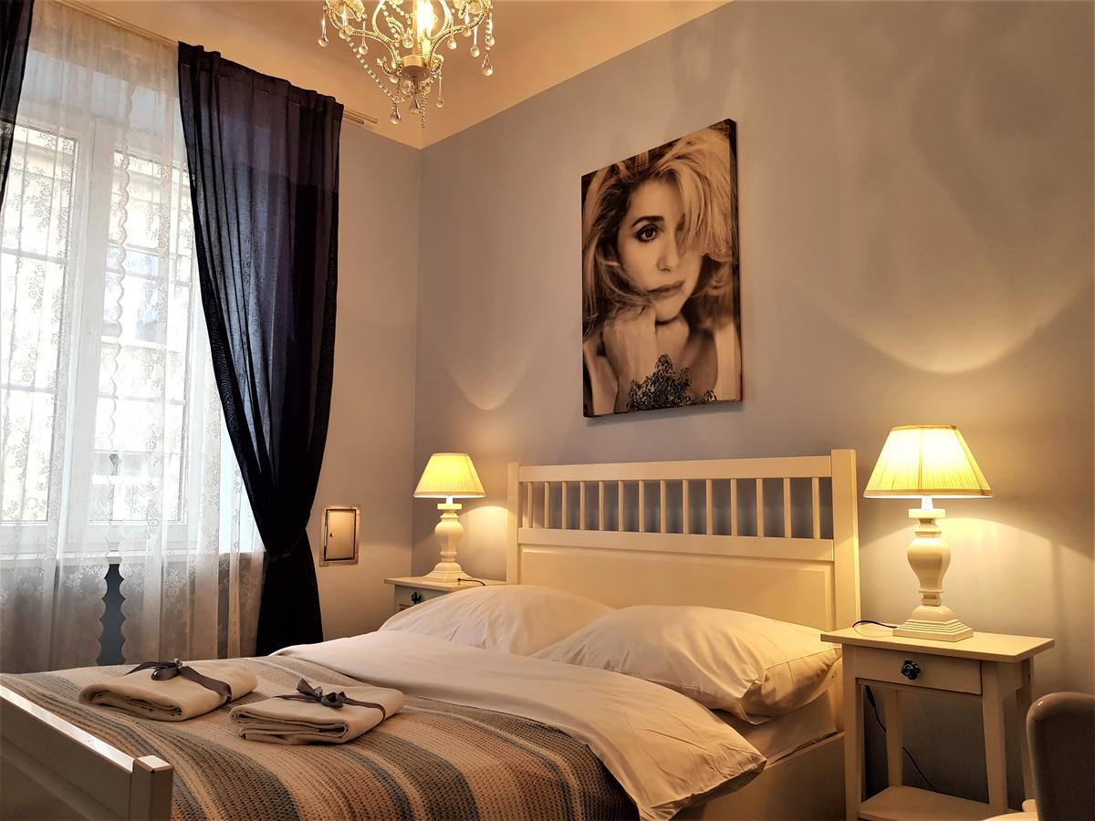 Chmielna Guest House Warsawa Bagian luar foto
